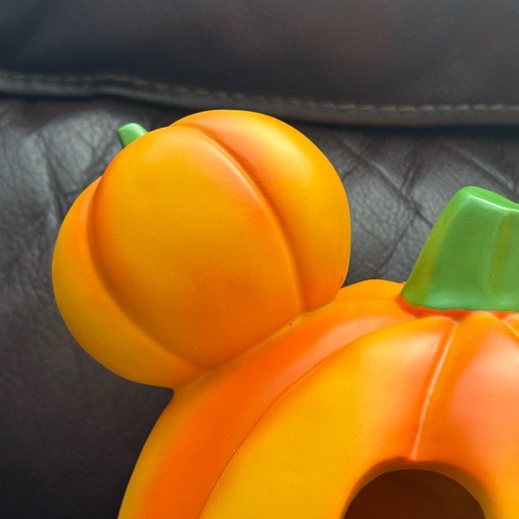 Disney Halloween Mickey Mouse Light Up Pumpkin - Picture 4 of 15